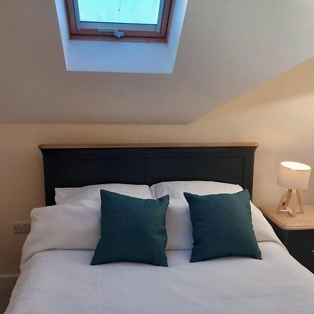 Roomy Penthouse 2 Double Bed Apartment - Spacious - Central Beeston - Free Secure Parking - Nottingham Luaran gambar